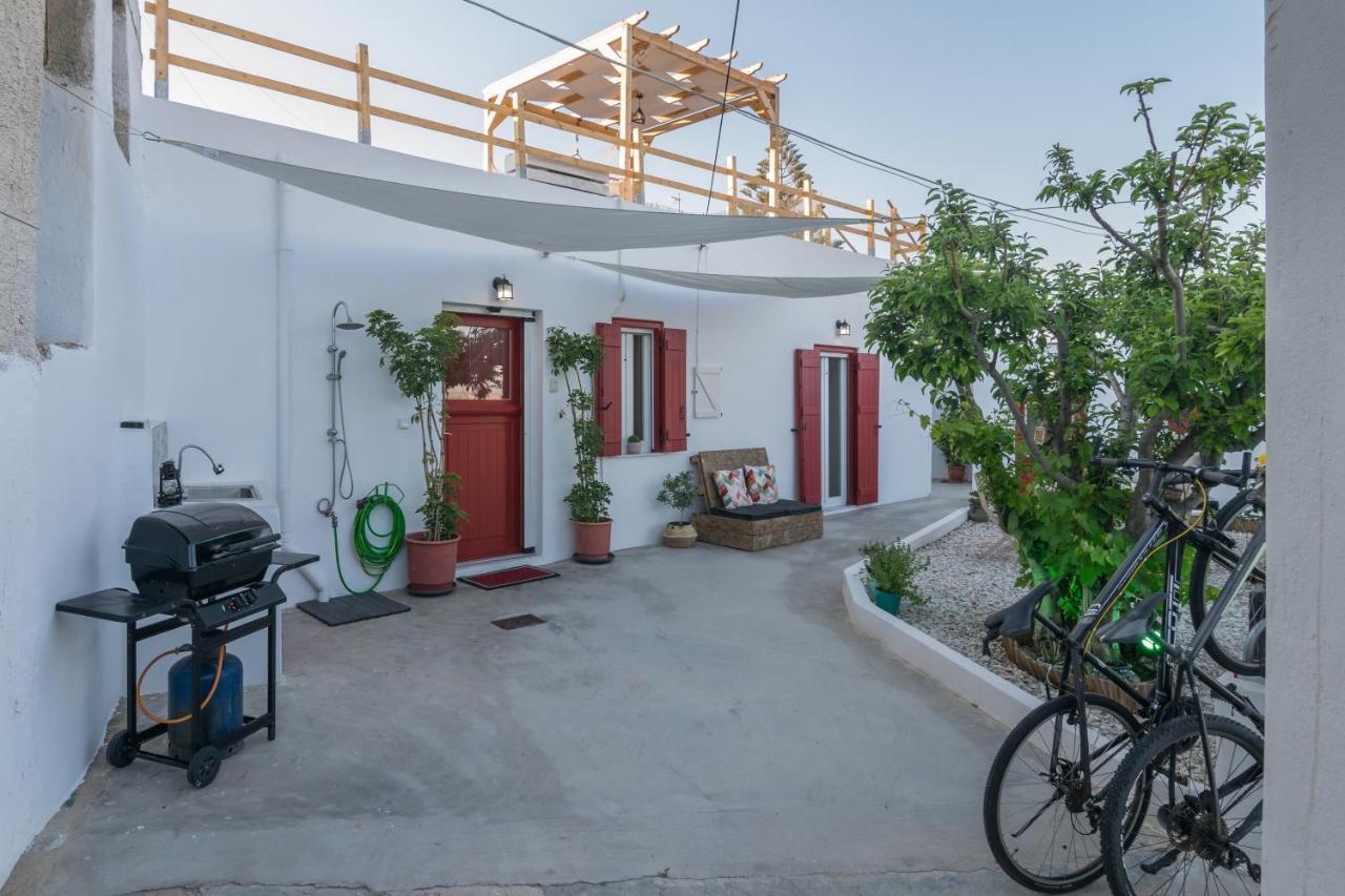 Milos Guesthouse Triovasálos Esterno foto